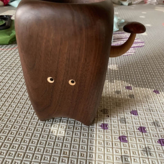 Interesting wooden mushroom pen holder, desk organizer