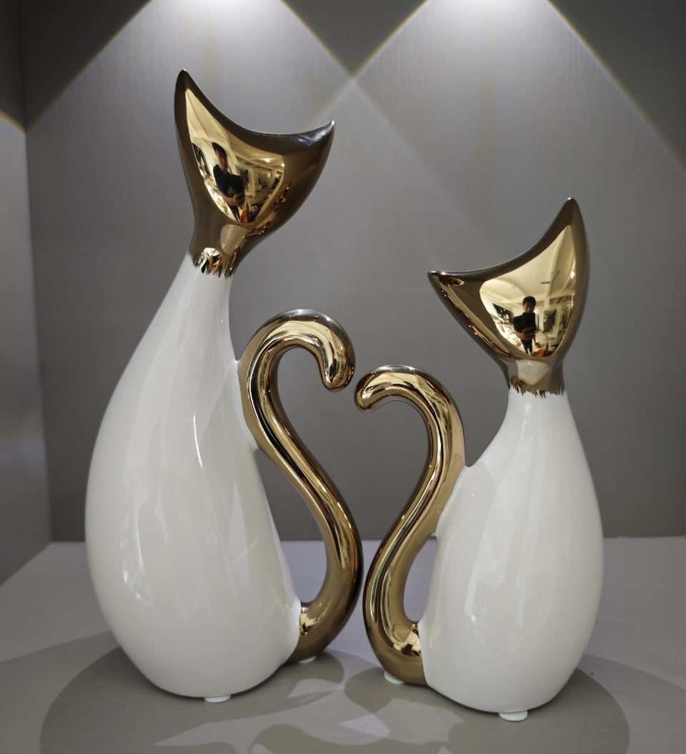 Abstract Cat Sculpture: Elegant and Artistic Home Decoration Ornaments