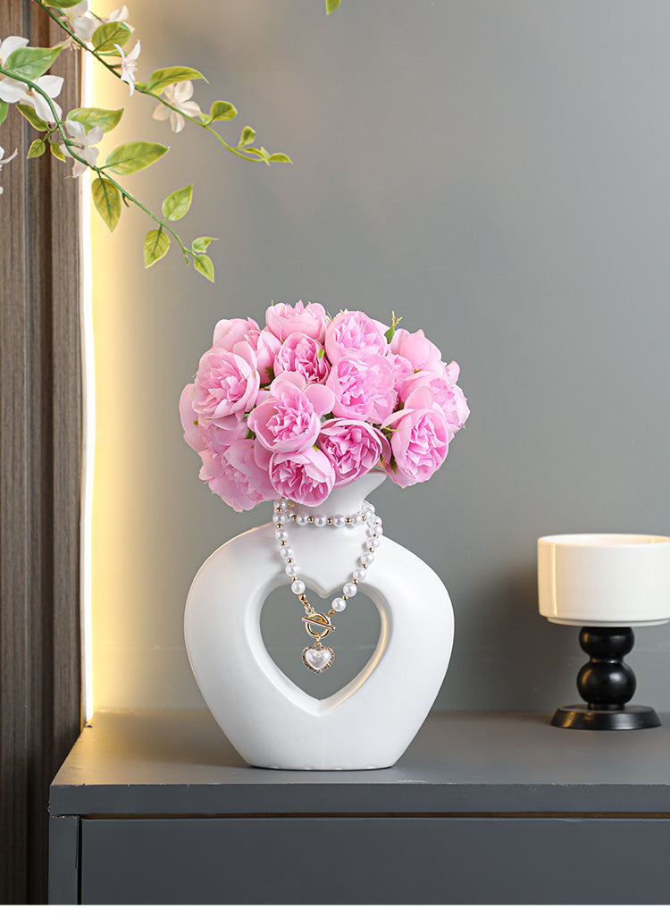 Beautiful heart ceramic vase, living room office apartment decoration ideas