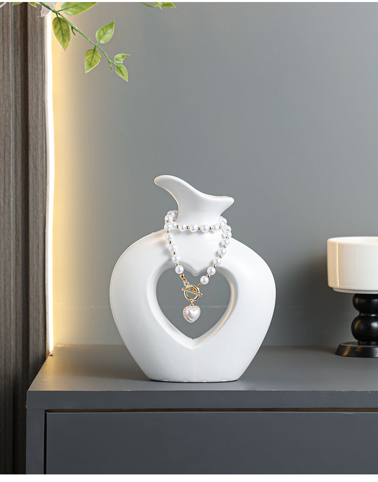 Beautiful heart ceramic vase, living room office apartment decoration ideas