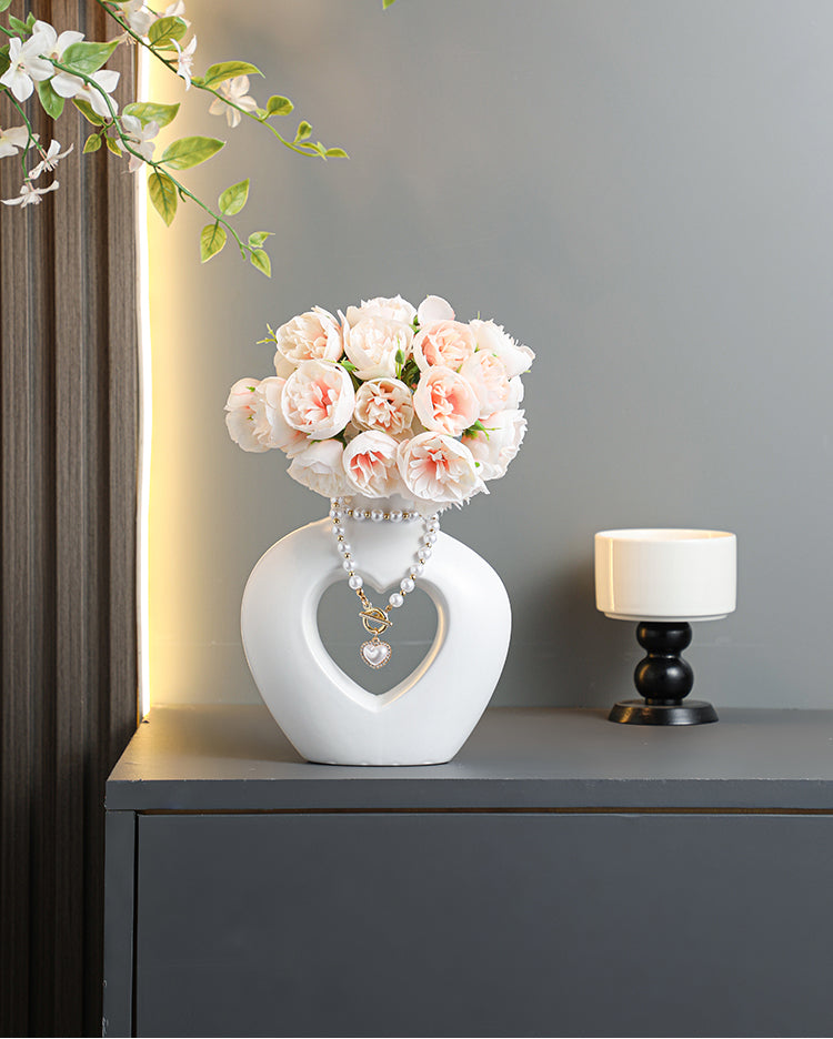 Beautiful heart ceramic vase, living room office apartment decoration ideas