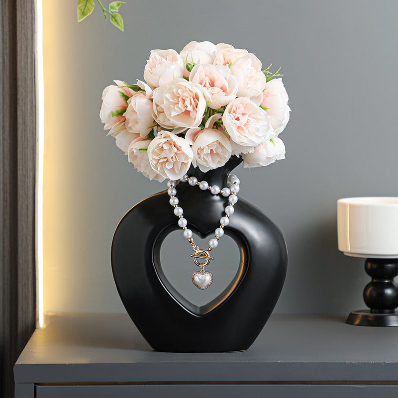 Beautiful heart ceramic vase, living room office apartment decoration ideas