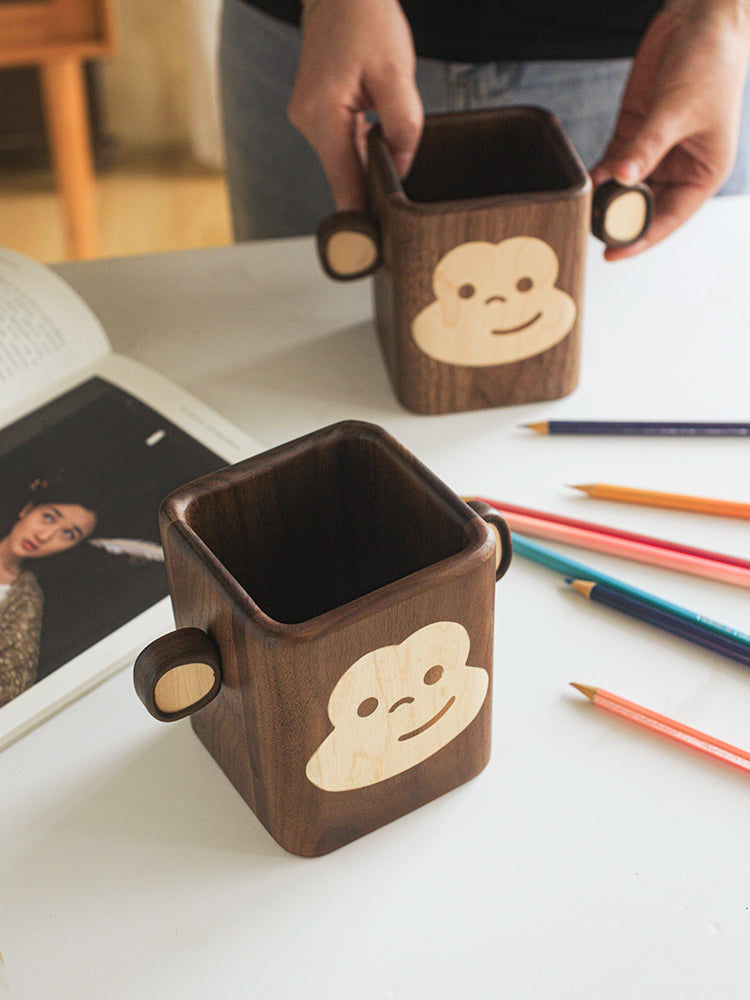 Big-Eared Monkey Wooden Pen Holder, Creative Desktop Organization, Fun Gift