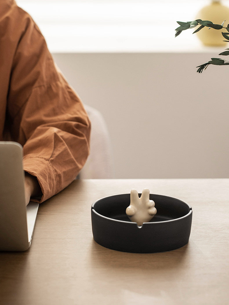 Cigarette-Shaped Ashtray Held Between Fingers, Funny Desktop Organization