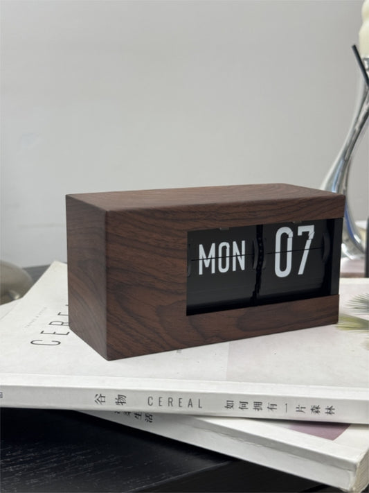 Classic Automatic Flip Perpetual Calendar,Office Desktop Decoration