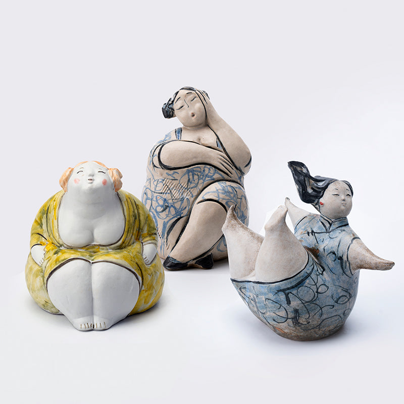 Classic plump woman art sculpture, unique home decoration ornaments