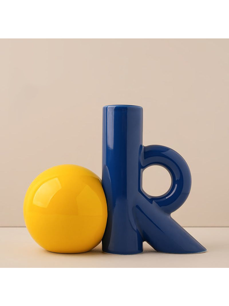 Creative Art "Ok" Shaped Ceramic Vase, Office Desk Decoration Ornaments