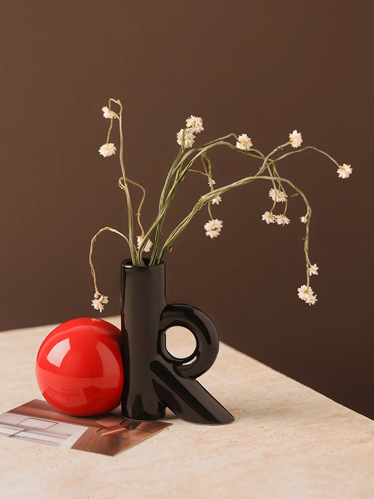 Creative Art "Ok" Shaped Ceramic Vase, Office Desk Decoration Ornaments