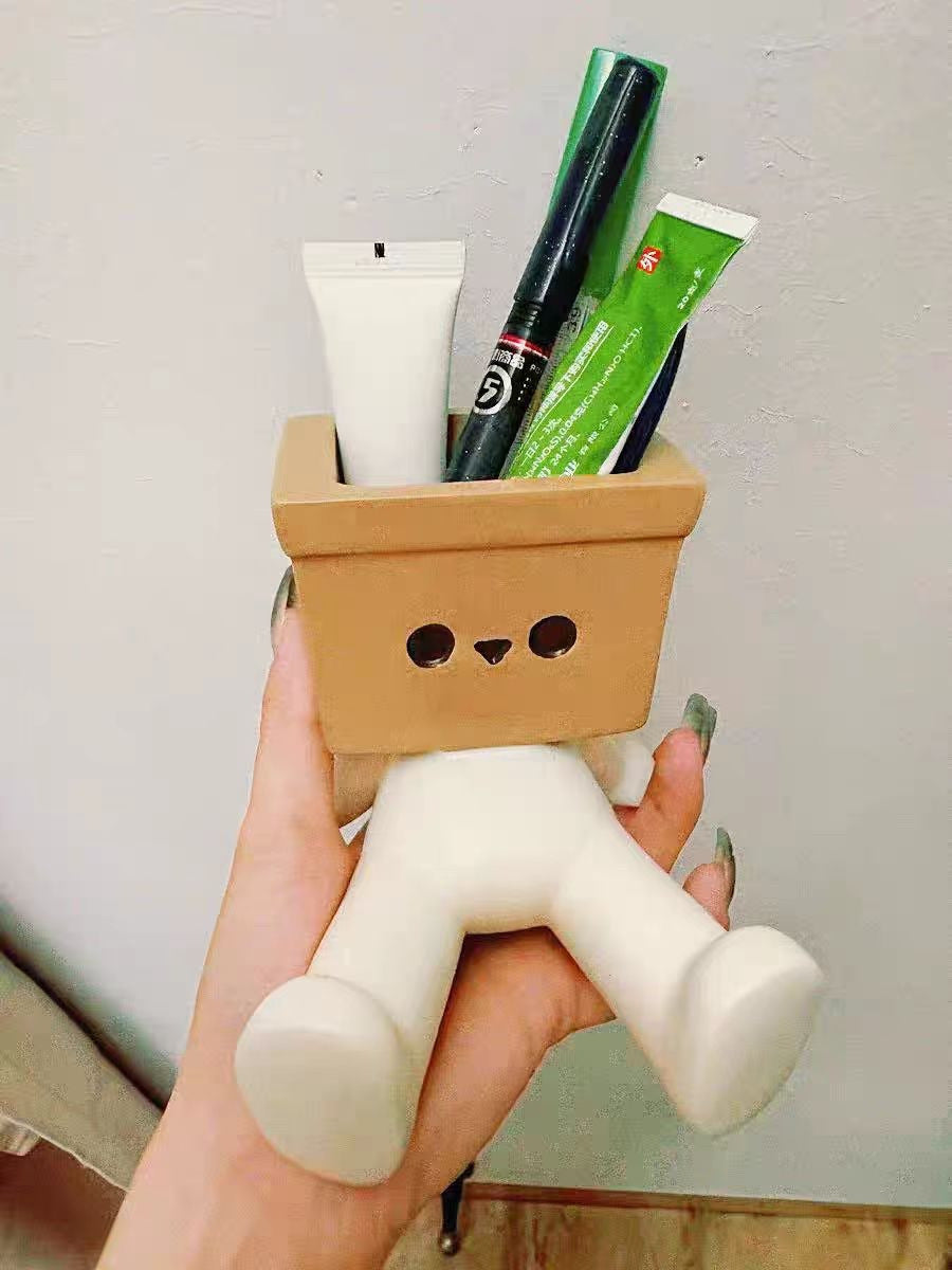 Creative cartoon doll pen holder, office desktop decoration