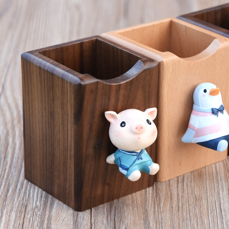 Creative Small Animal  Wooden Pen Holder, Unique Decoration