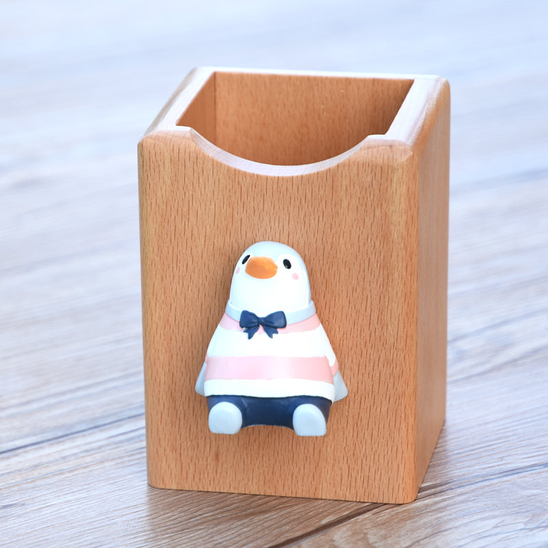 Creative Small Animal  Wooden Pen Holder, Unique Decoration