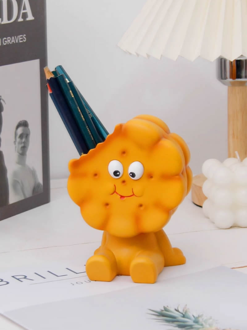 Crying Biscuit Pen Holder, Fun Gift, Study Office Desk Decoration