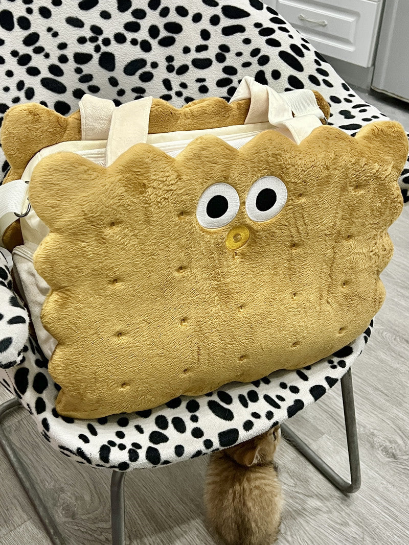 Cute Biscuit-Themed Pet Carrier: Stylish and Convenient for Pets Accessory