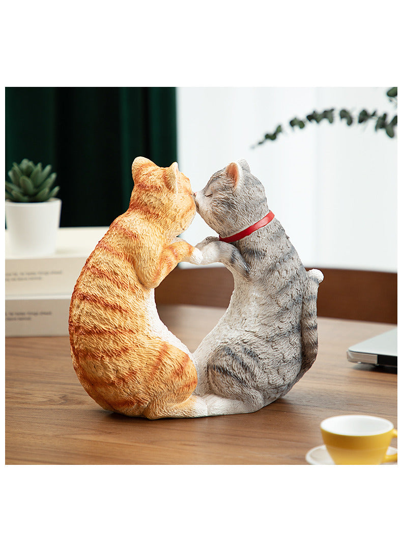 Cute kissing couple cats desktop decoration sculpture ornaments