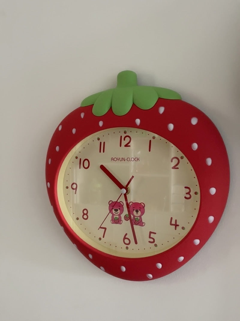 Cute Strawberry Wall Clock, Children'S Room Girls Room Decoration Ideas