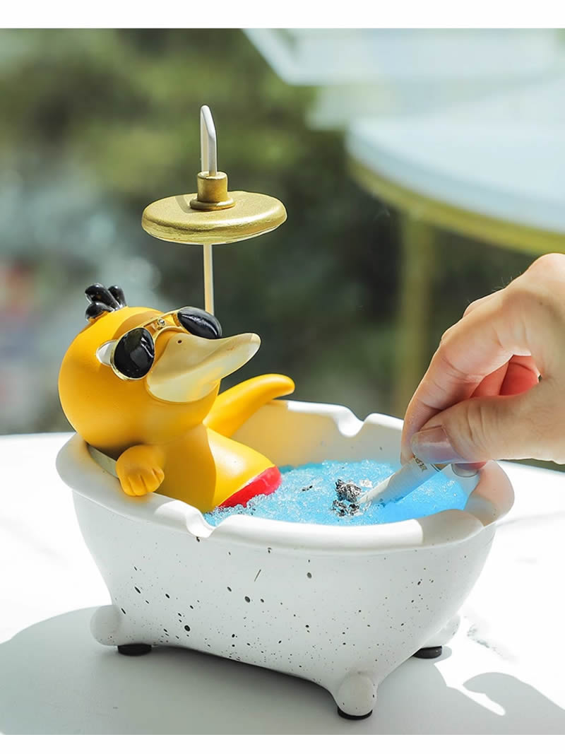 Duck Ashtray Bathing In Bathtub, Quirky Desktop Decoration Gift