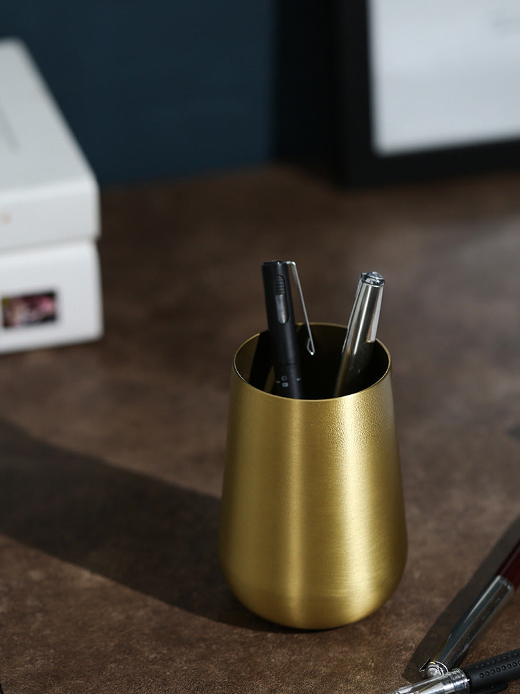 Elegant Brass Pen Holder and Mini Vase: Dual-Purpose Office Decor