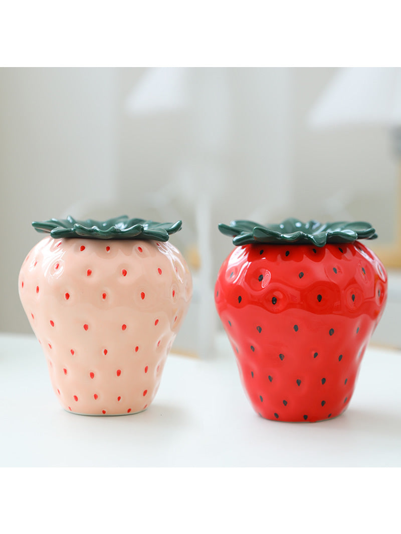 Exquisite ceramic strawberry vase, plant pot, office decoration pen holder