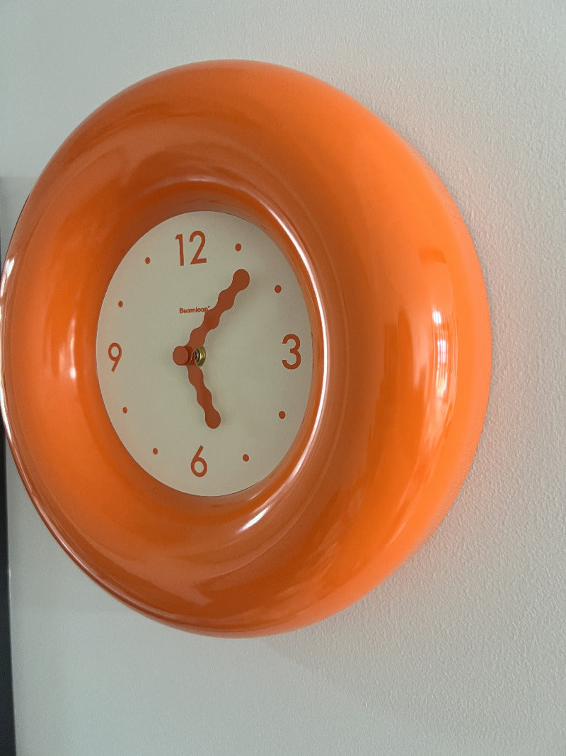 Exquisite Jelly Orange Round Art Silent Wall Clock