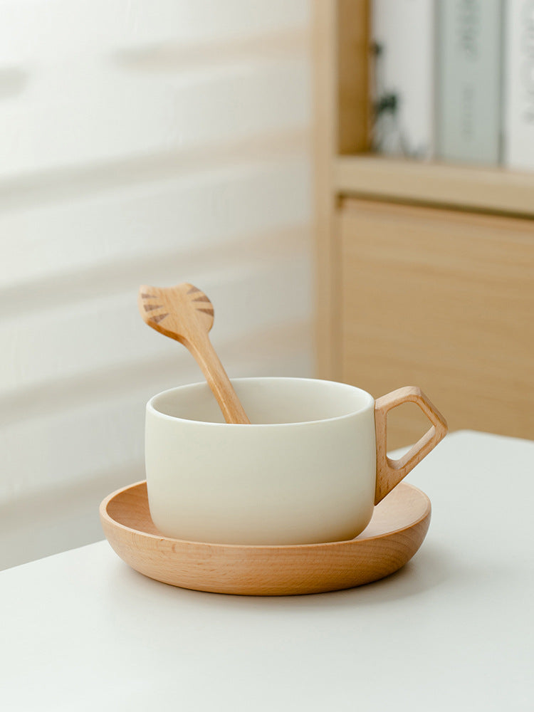 Exquisite Minimalist Ceramic Coffee Cup - Stylish and Artistic Drinkware