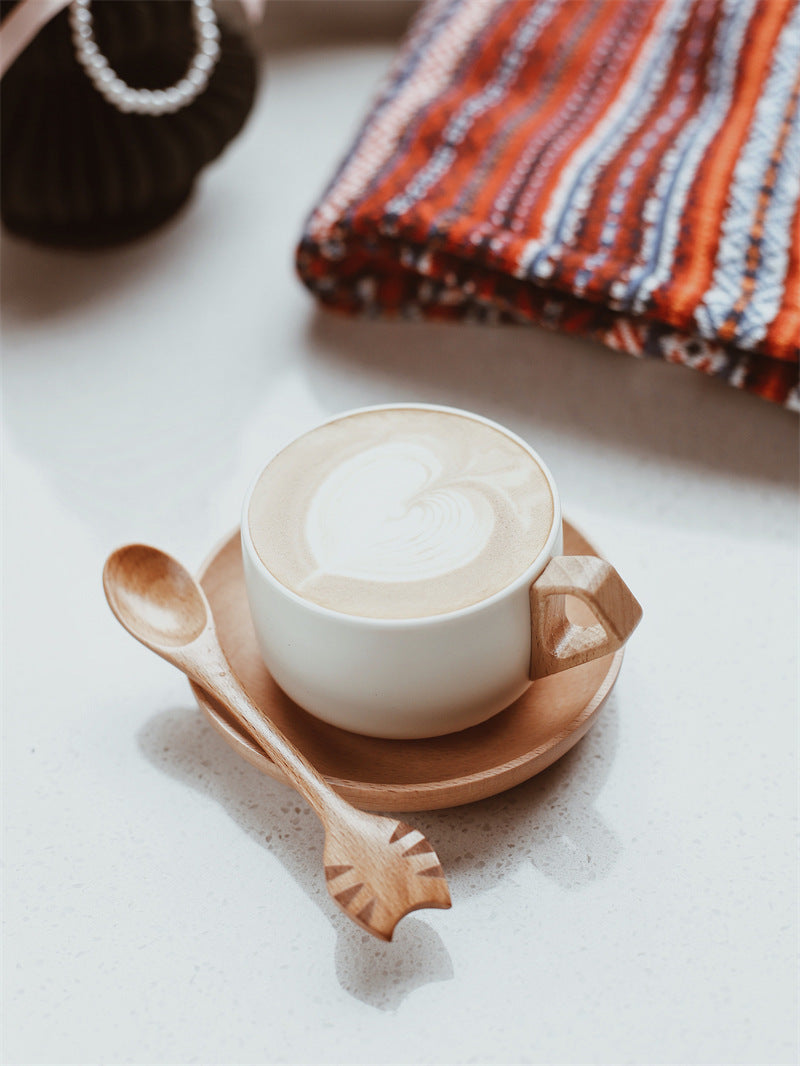 Exquisite Minimalist Ceramic Coffee Cup - Stylish and Artistic Drinkware