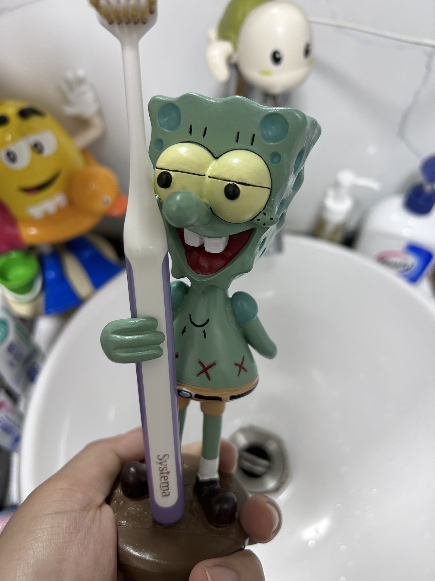 Fun Cartoon Octopus Toothbrush Holder: Whimsical Bathroom Decor