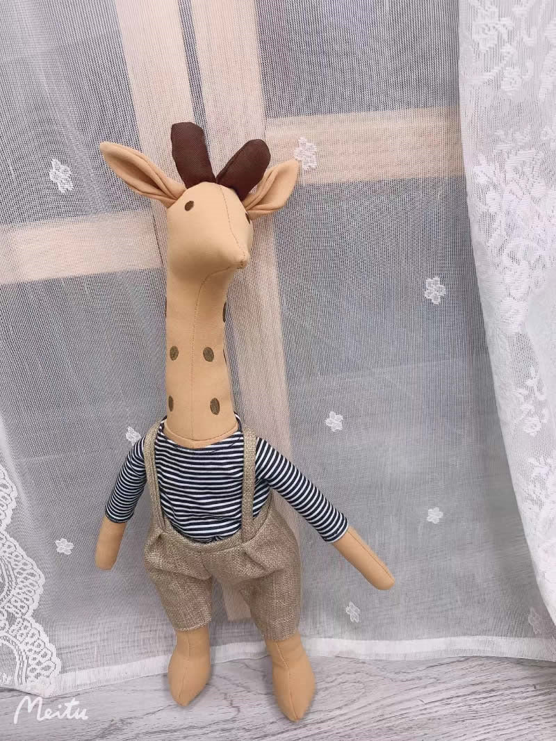 Handcrafted Plush Giraffe Toy, Birthday Gift,Small Doll