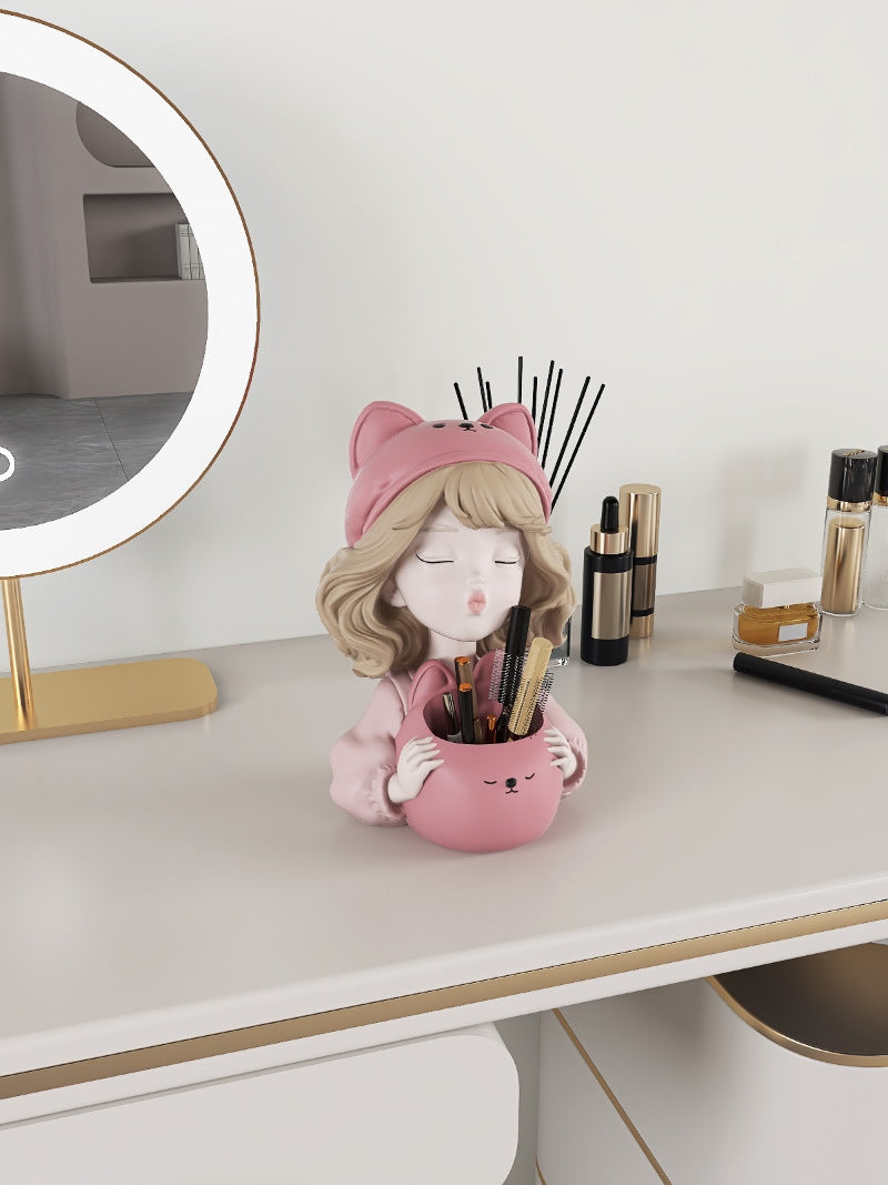 Happy Girls Desktop Decorative Sculpture with Pen Holder