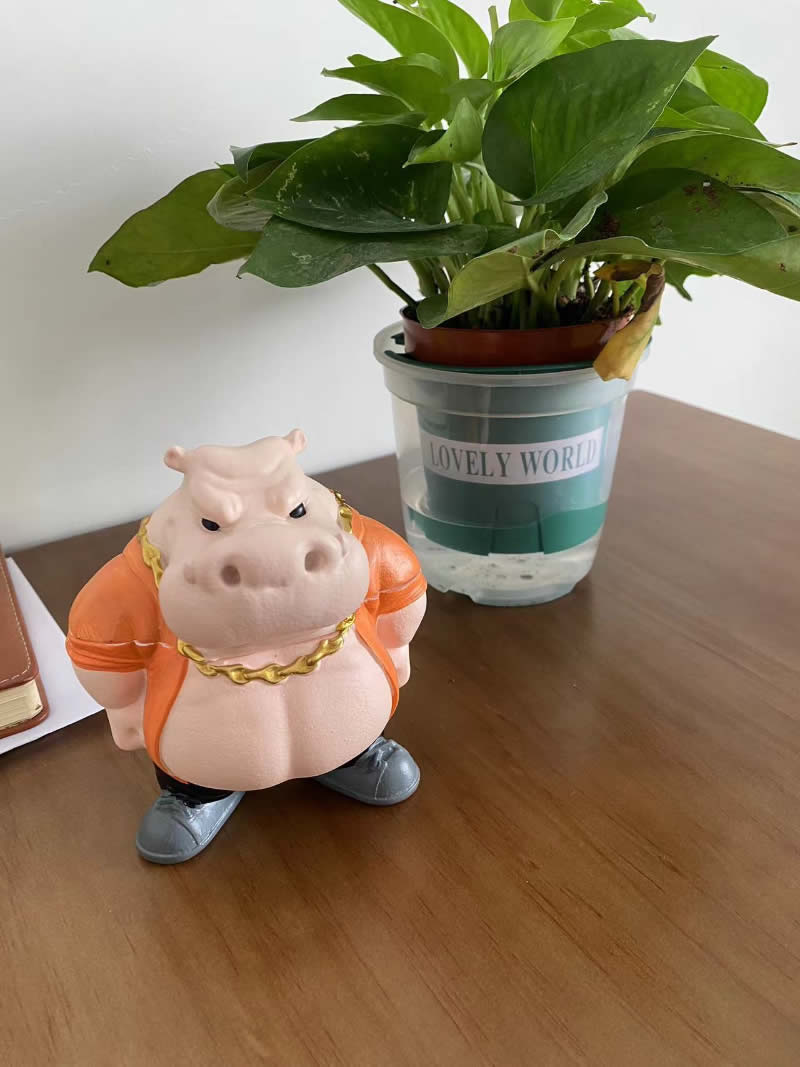 Mighty Hippopotamus Ashtray, Unique Desktop Decoration Gift