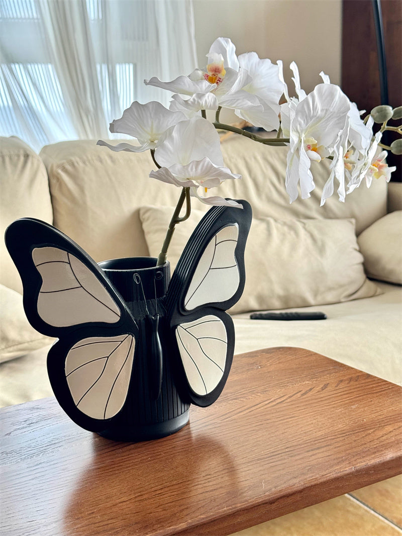 Modern Art Butterfly Vase, Home Office Desktop Decoration