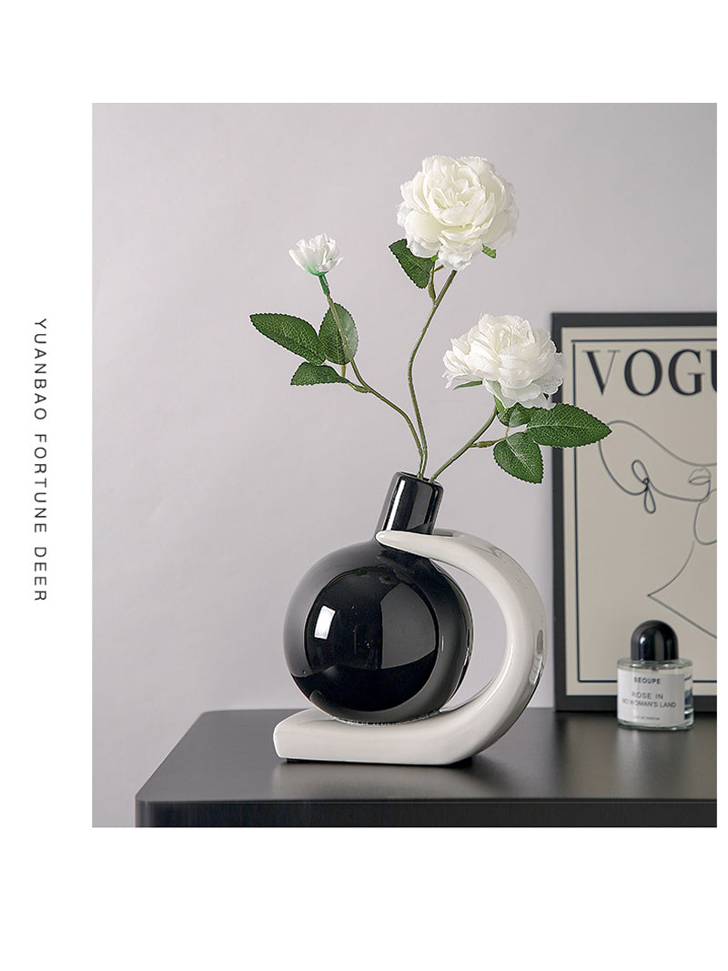 Modern art ceramic vase, home decoration ideas