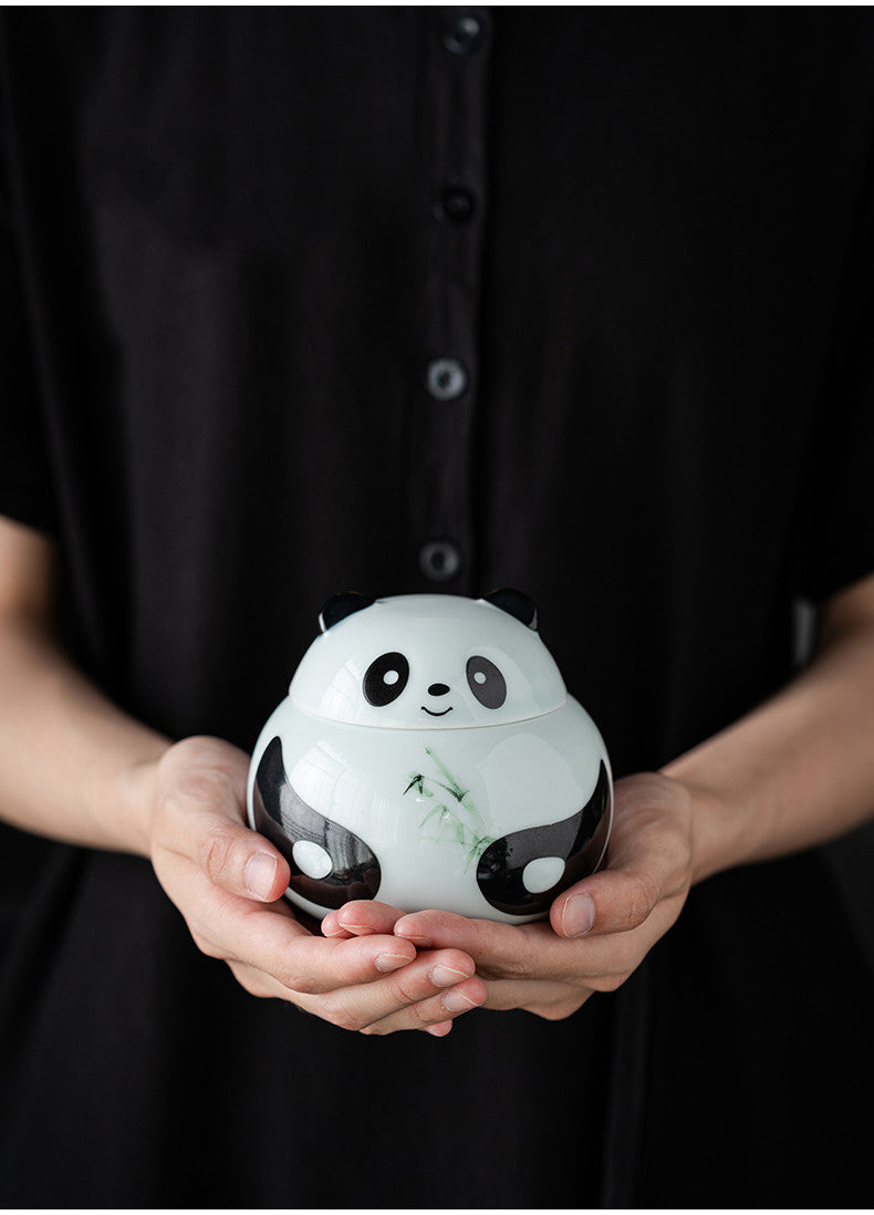 Cute Panda Sealed Ceramic Candy Jar: Kitchen Storage,Tea Can