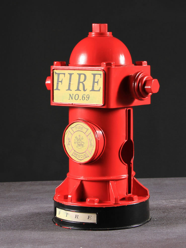 Quirky Fire Hydrant Iron Tissue Box: Fun and Functional Decorative Piece