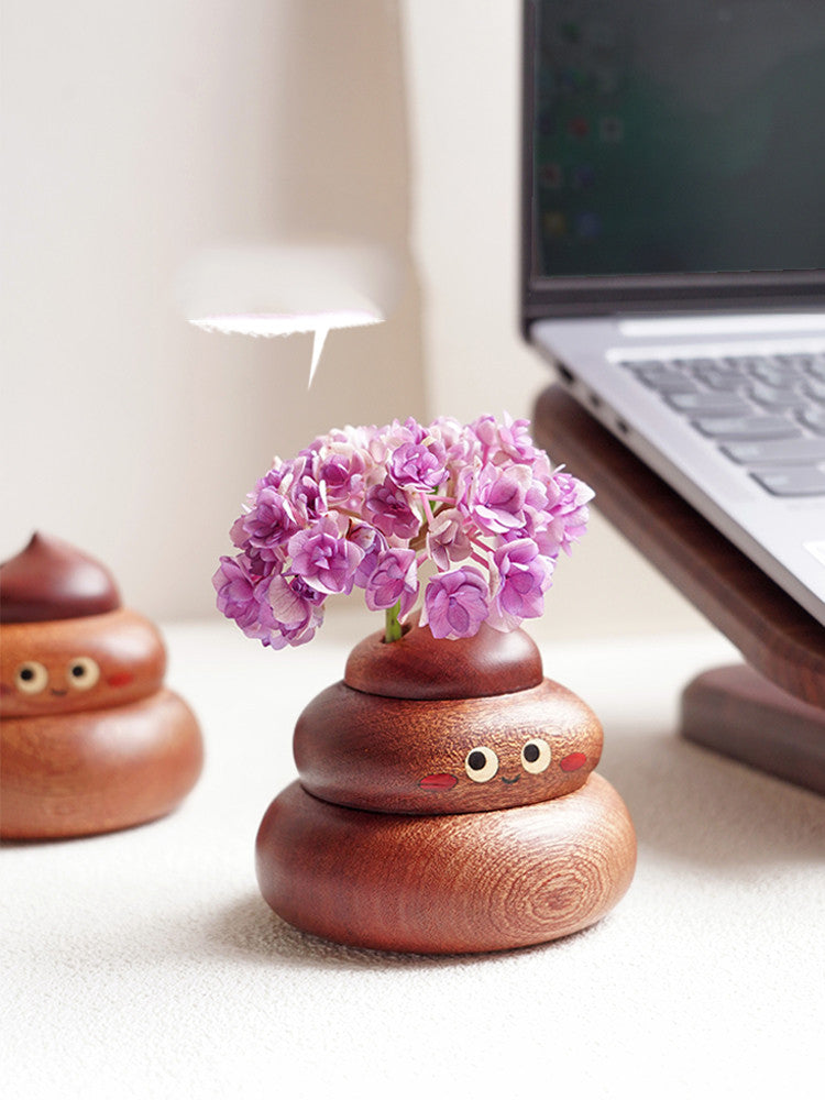 Quirky Wooden Poop Shaped Mini Vase: Fun and Unique Decor Accent