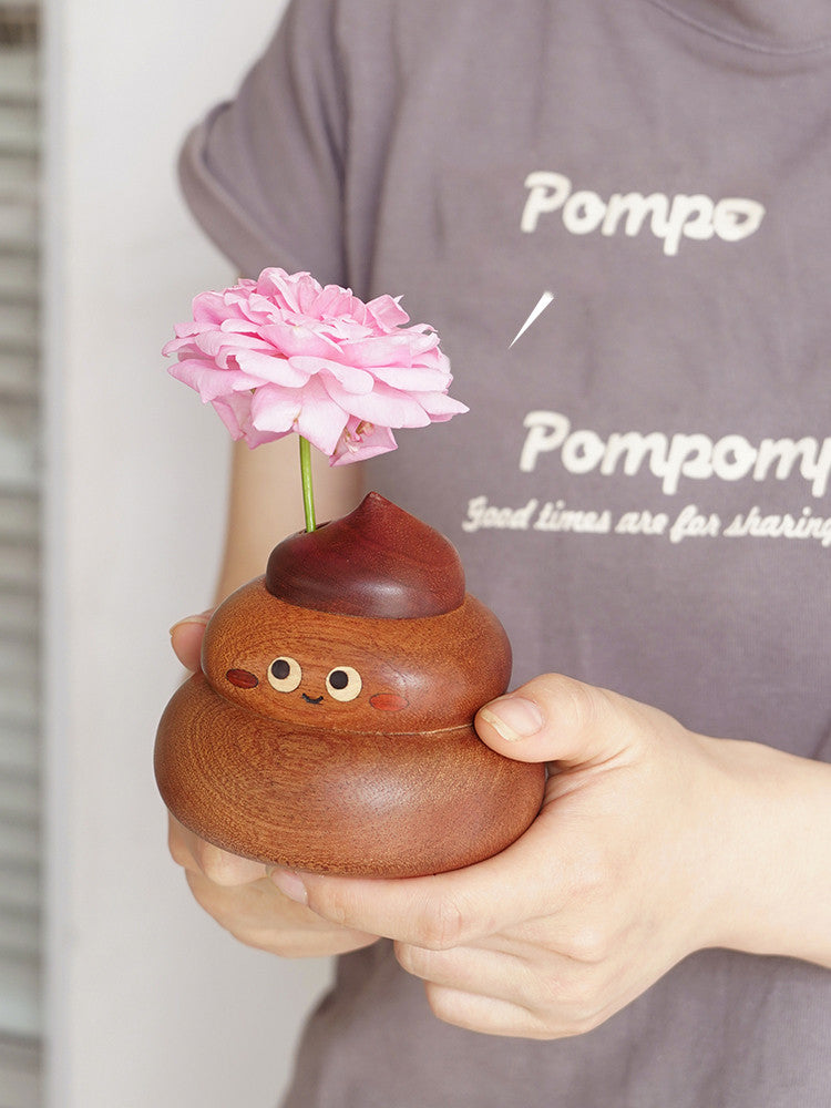 Quirky Wooden Poop Shaped Mini Vase: Fun and Unique Decor Accent