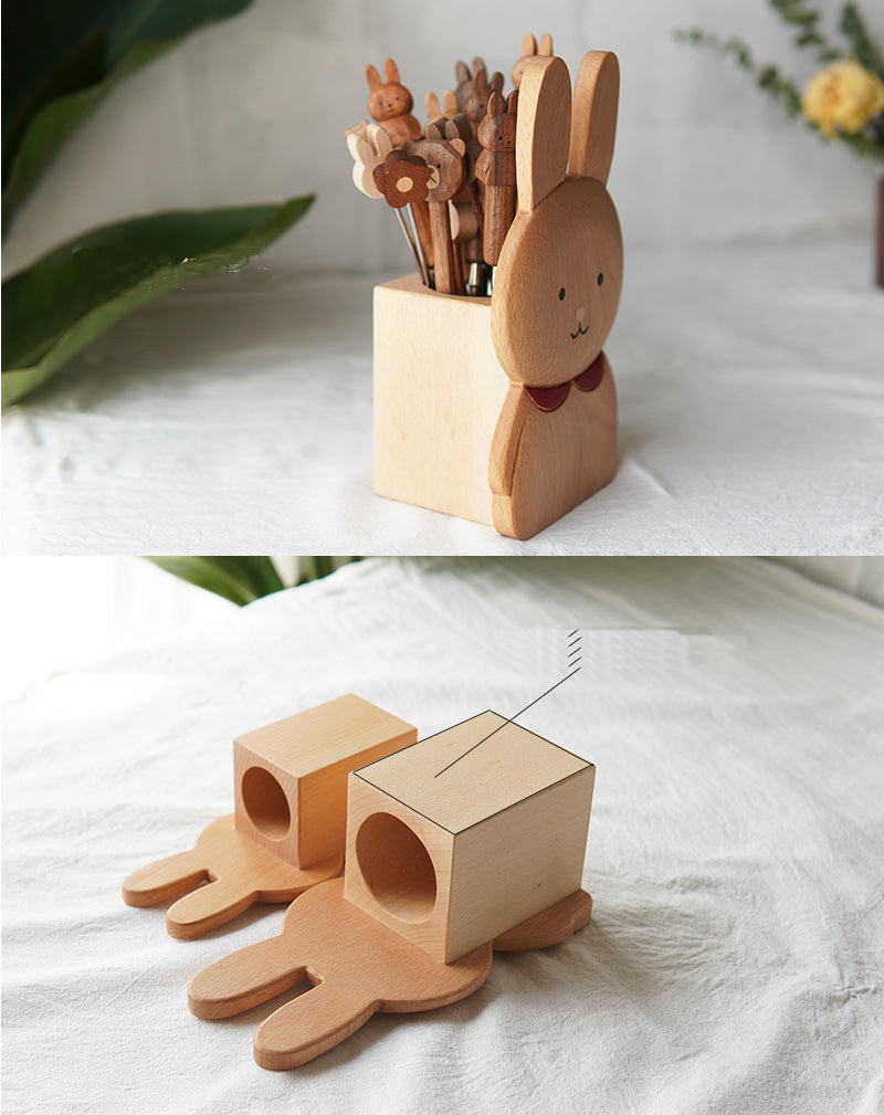 Wooden Rabbit Pen Holder, Office Desk Stationery Organizer