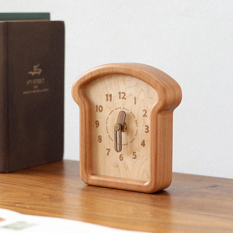 Wooden toast bread silent table clock, pastoral style decoration gift